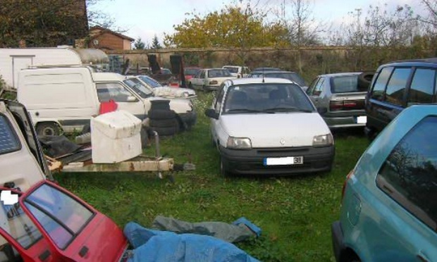 interdire le stockage de vhu sur terrain privé