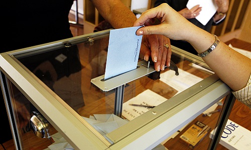 Révision de la Constitution pour limiter à deux, le nombre de présentation devant les électeurs aux élections