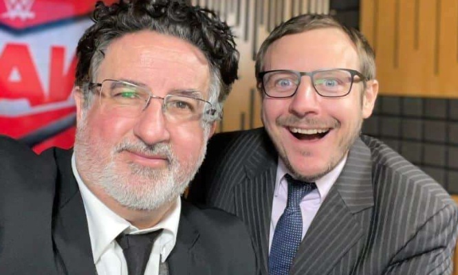 Non à la fin des diffusions des shows de la WWE  sur AB1 et Simplement OUI pour notre duo