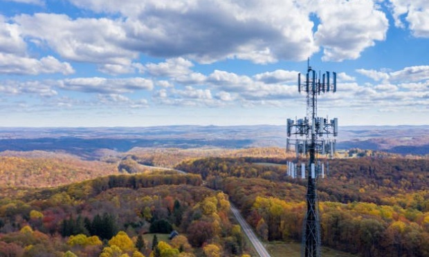 Non à l'antenne 5G  implantée à Plouegat-Moysan sur un cimetière et  à 150m de nos habitations