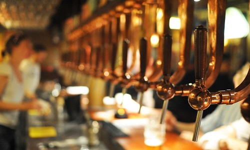 La levée de la réserve faite sur le PLU et la modification de la destination du terrain sur lequel nous souhaitons développer la brasserie à Niederhausbergen.