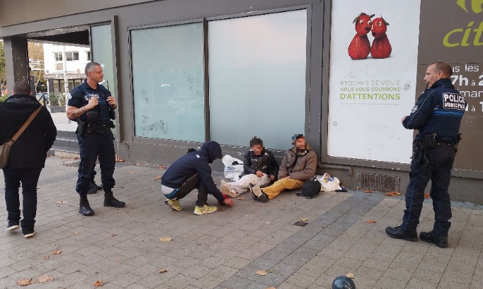 Mobilisons-nous ! La misère s’installe, le nombre de SDF s’accroit