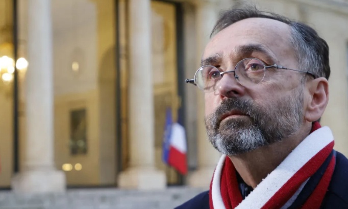 Soutien &agrave; Robert MENARD qui a refus&eacute; de marier un Alg&eacute;rien sous OQTF !
