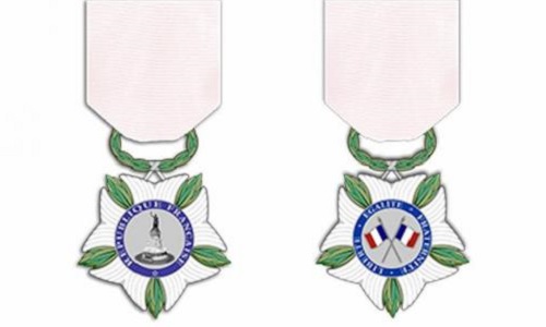 Une liste de futures victimes du terrorisme refusant la médaille nationale de reconnaissance aux victimes du terrorisme.