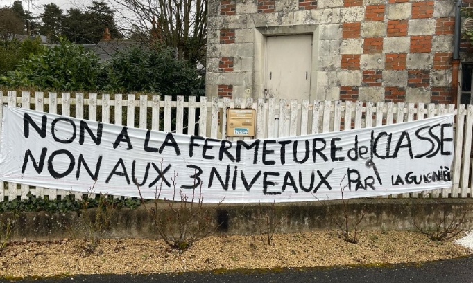 Non à la fermeture de classe de la Guignière