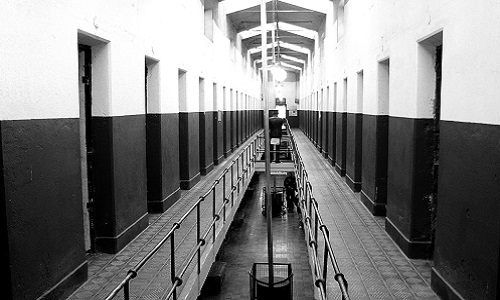 Construire des prisons