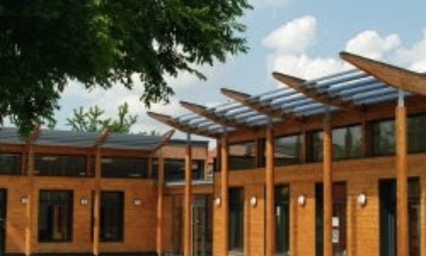 Non à la fermeture d'une classe à l'école de Courson-Monteloup !