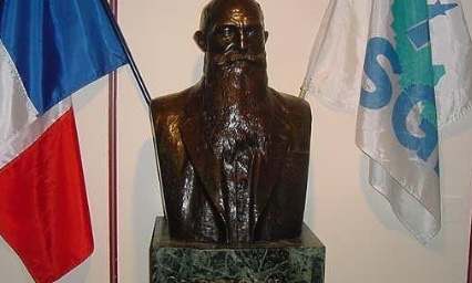 Dissolution des groupes et milices fachistes