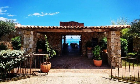 Soutien au restaurant la Siesta Favone/ extinction du droit de propriété