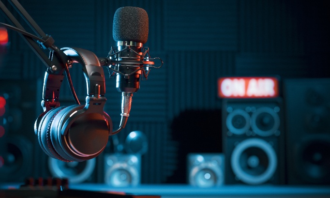 Créer l'Intégrale numérique des émissions Répliques