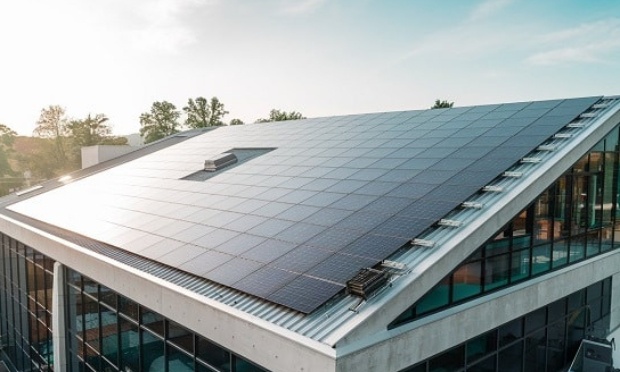 Pour une aide à la pose de panneaux solaires sur le toit des immeubles !