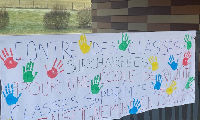Non à la fermeture de classe à Burnhaupt-le-Haut