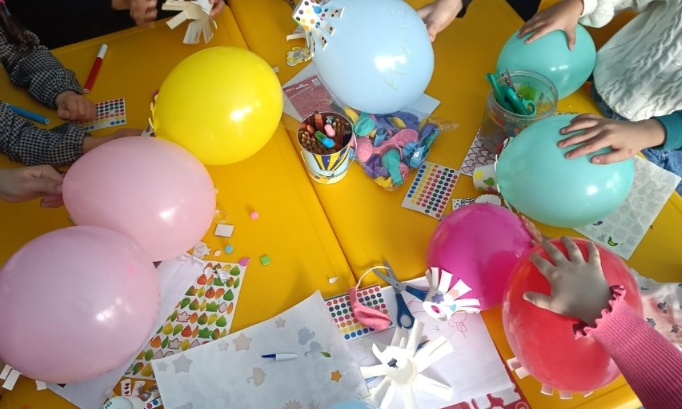 Non à la fermeture de classe maternelle Paul Langevin