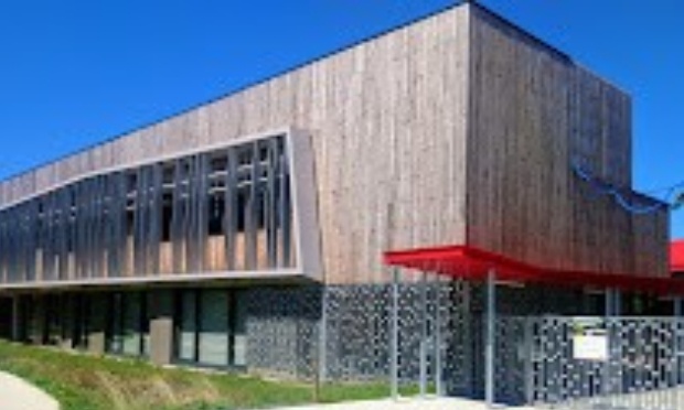 Oui à la demande de moyens de l'école Jean-Zay