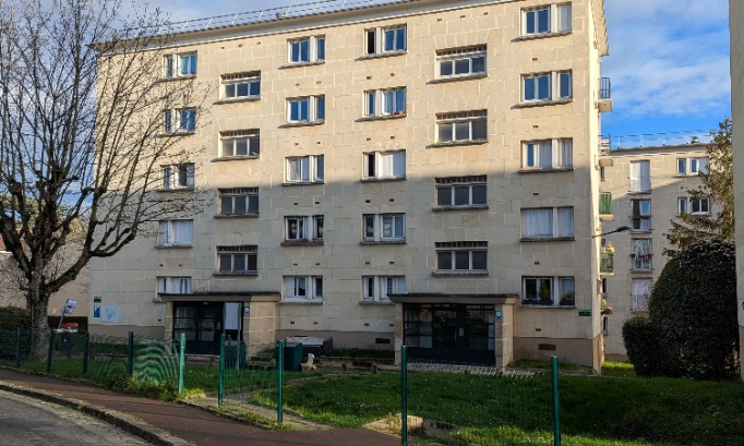 Contre l'installation d'antennes relais Free sur la Résidence de la Tuilerie à Suresnes