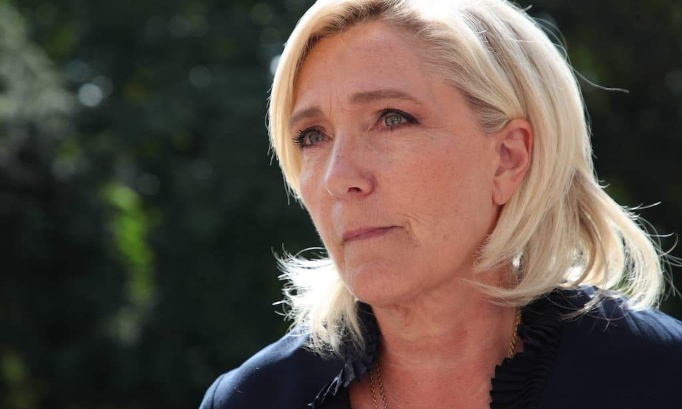 Soutien à Marine Le Pen, la flamme ne s'éteindra pas !