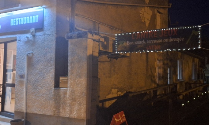 Mettre les lumières des centres des villages jusqu'à 23h voire minuit