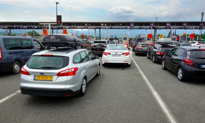 Pour le remboursement des dépenses engagées aux péages autoroutiers