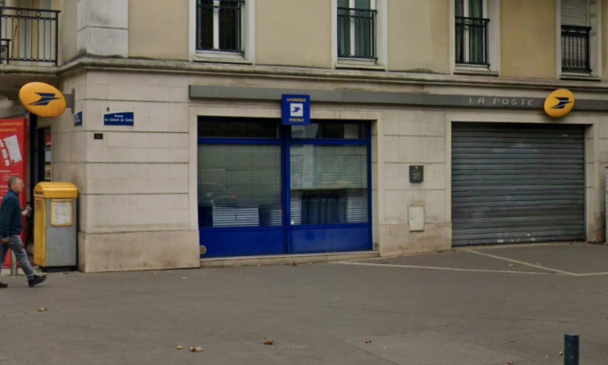 Non à la fermeture du bureau de Poste d'École Vétérinaire à Maisons-Alfort !