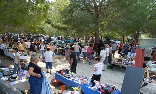 Pour le maintien de toutes les manifestations françaises culturelles régionales et nationales.