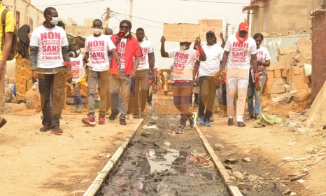 《Levons-nous ! Pour rétablir la justice sociale à Thiaroye sur mer 》