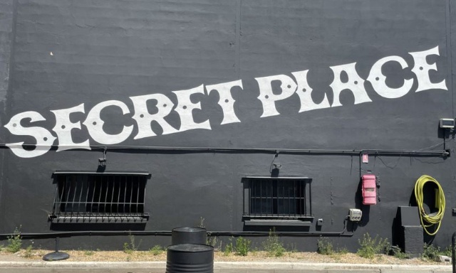 Sauvons la Secret Place : lieu emblématique de la culture rock en danger !