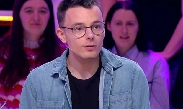 Pour que Emilien laisse sa place