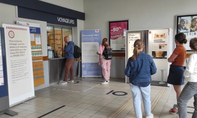 Non à la fermeture des guichets des gares alsaciennes