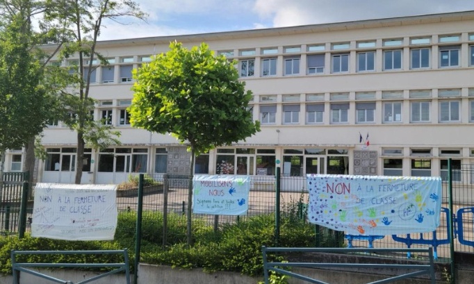 NON à la fermeture de classe à l'école élémentaire du Guichet - Orsay