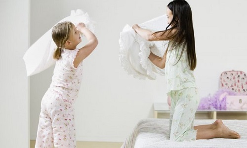 Océane reste à PMF et va chez Manon