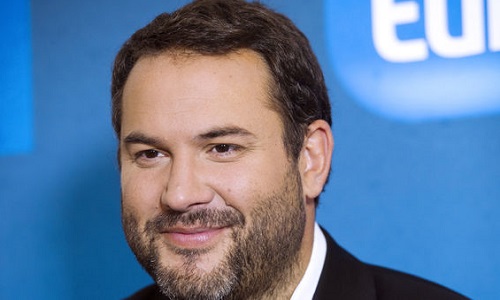 Toussaint à la solde du PS et de Hollande !