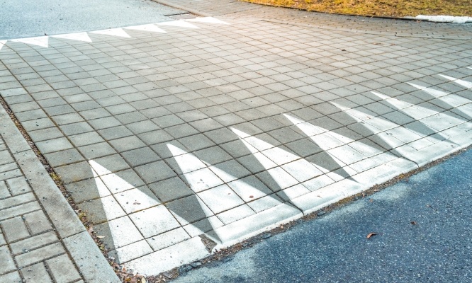 Pour une meilleure qualité de vie et une réduction des nuisances sonores et de la vitesse à Châtillon-en-Michaille