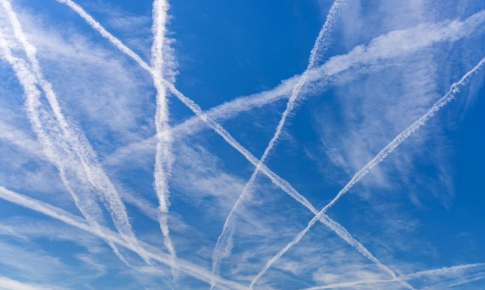 STOP aux épandage CHIMIQUE d'avion !