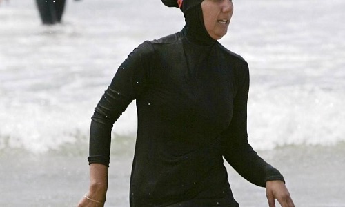 Non à l'interdiction du burkini sur la plage !