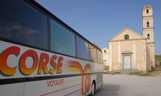 Pour une navette libre et estivale entre Ajaccio et Capo di Feno !