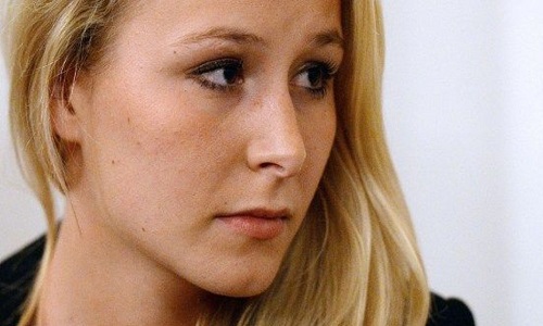 Pour que le faux compte Facebook de Marion Maréchal-Le Pen soit fermé