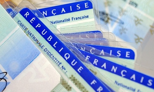 Pour la fin du regroupement familial et du droit du sol.