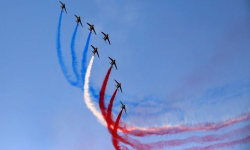 Interdiction à toute personne qui arrive en France d'imposer ses lois ou la religion de son pays aux Français