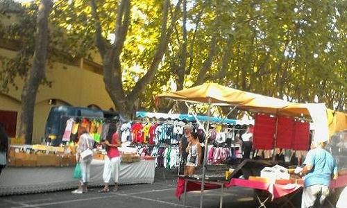 Non à la dispartion du marché non alimentaire le jeudi