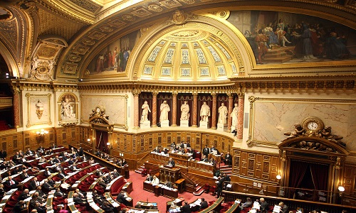 Pour faire des économies, supprimons le sénat et tous les Sénateurs