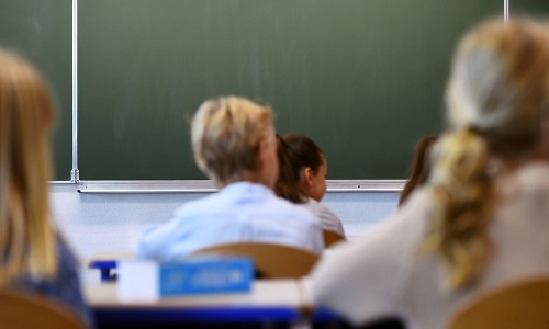 Non aux réformes successives des programmes scolaires !