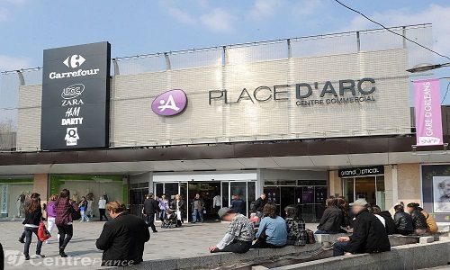 Pour que les centres commerciaux n'exposent plus d'animaux vivants !