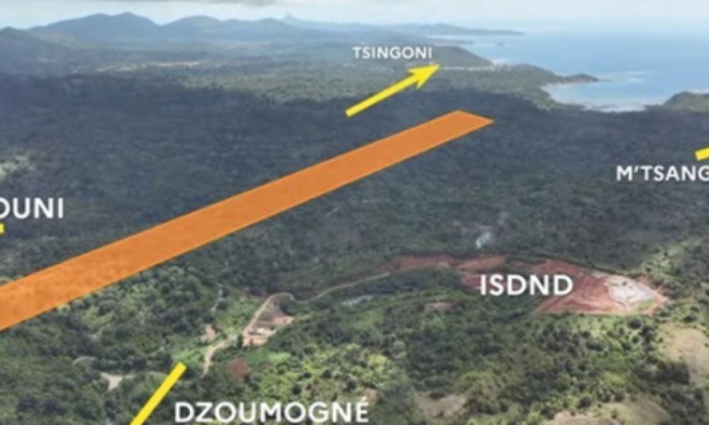 Contre la piste longue en grande terre (Mayotte)