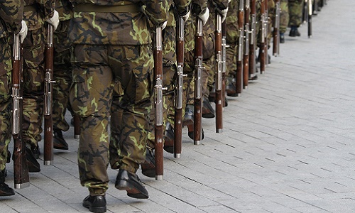 Rétablissons le service militaire