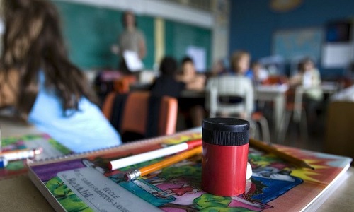 Contre l'école jusqu'à 18 ans !