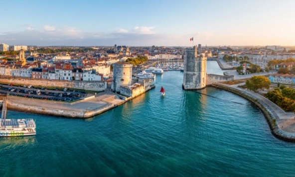 Pour l'instauration de bus de nuit à La Rochelle !