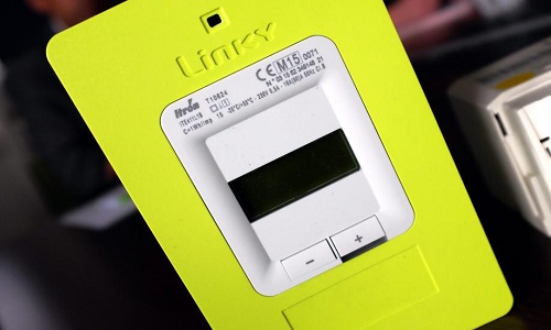 Nous  demandons au premier représentant de l’État d’user des pouvoirs qui vous sont conférés pour que cesse définitivement le déploiement du nouveau compteur Linky