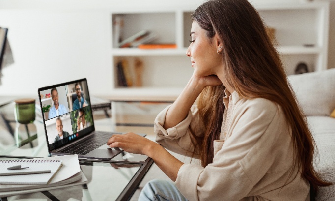 Rendre illégal l'utilisation du micro de son PC portable lors de la présentation d'une réu