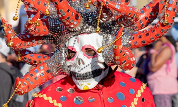 Pour l'expulsion de Yolène Herve-Montout qui veux expulser Petitot de la Martinique