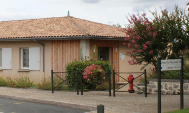 Contre la fermeture des crèches associatives de Villegouge et Lalande-de-Fronsac  !